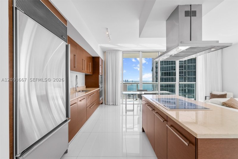 Condo for sale at Icon Brickell Viceroy 4410