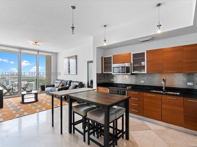Apartment for rent at Midtown Miami 2 H2602