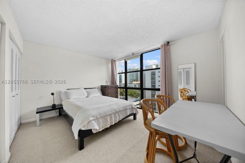 Alquiler de apartamento en Plaza of the Americas 821