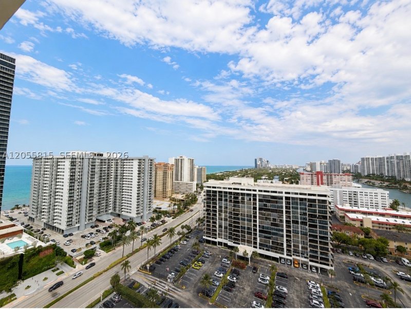 Apartment for rent at The Hemispheres 20A