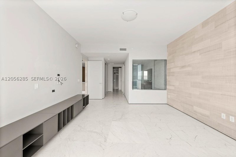 Apartment for rent at Epic Miami 5104