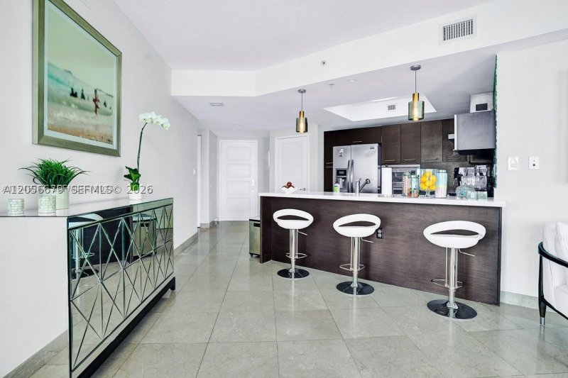 Aluguel de apartamento no St Tropez 1-805