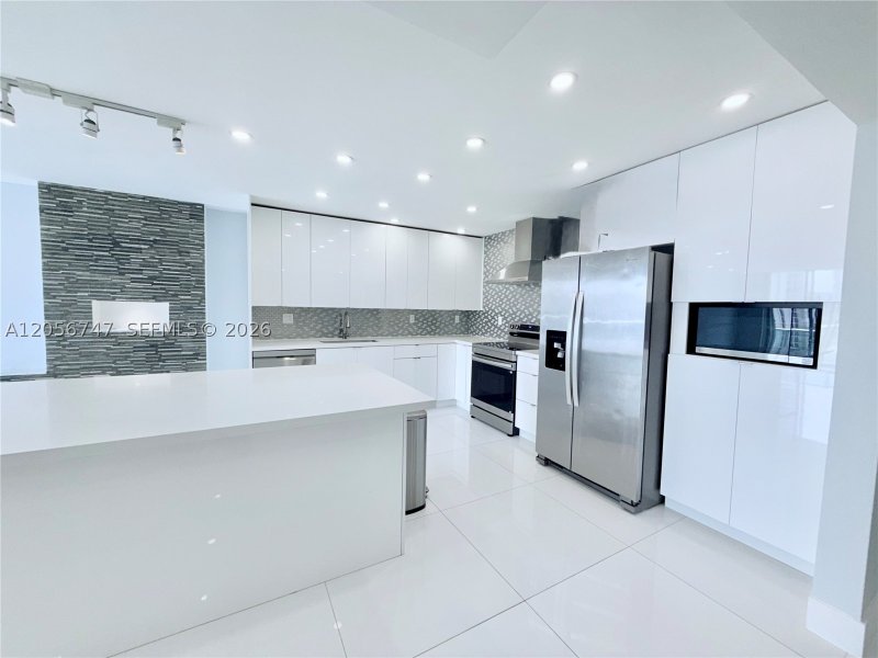 Apartment for rent at Ocean View 907