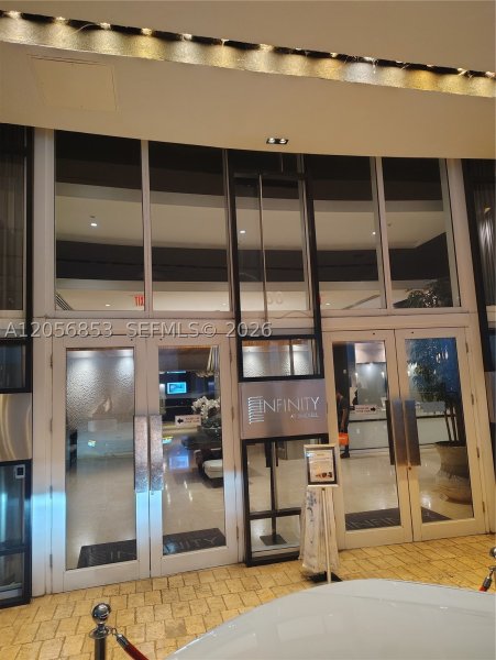 Apartment for rent at Infinity on Brickell 1117