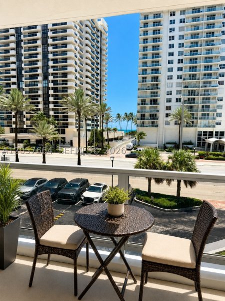 Seacoast 5700 Apt #3C