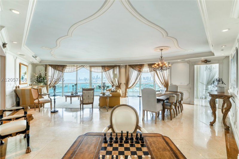 Condo for sale at Murano at Portofino 2501