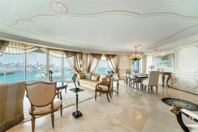 Condo for sale at Murano at Portofino 2501
