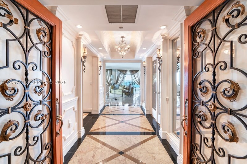 Condo for sale at Murano at Portofino 2501