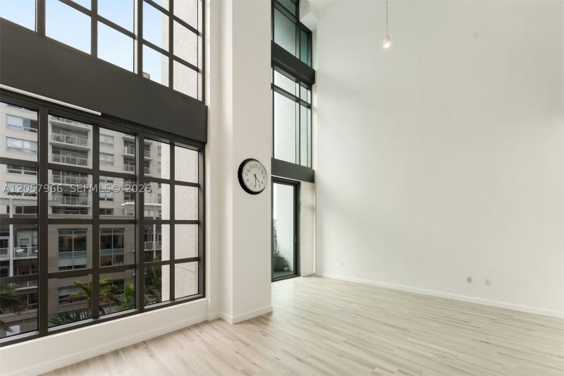 Comprar apartamento no Midtown Miami 4 M0501