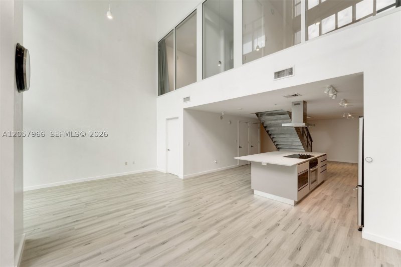 Comprar apartamento no Midtown Miami 4 M0501