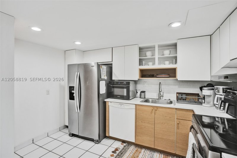 Property photo # 8