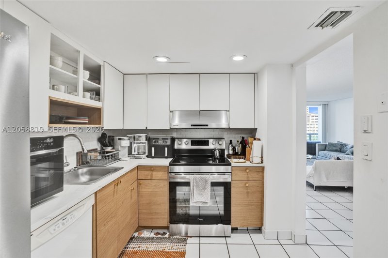 Property photo # 3