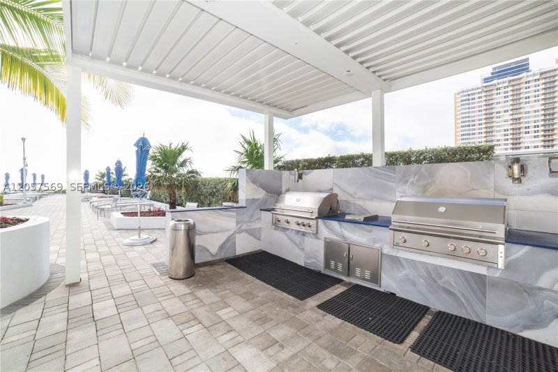 Apartment for rent at La Mer Estates 1803