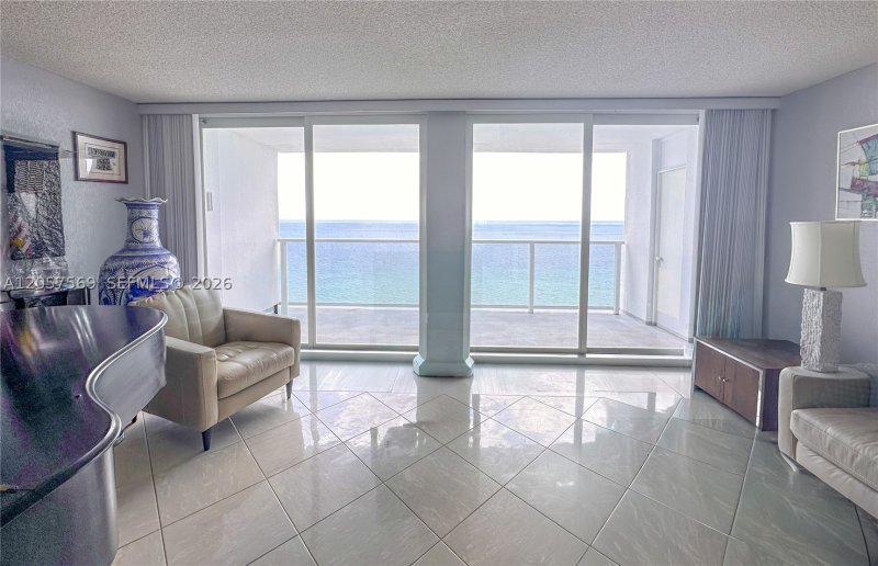Apartment for rent at La Mer Estates 1803