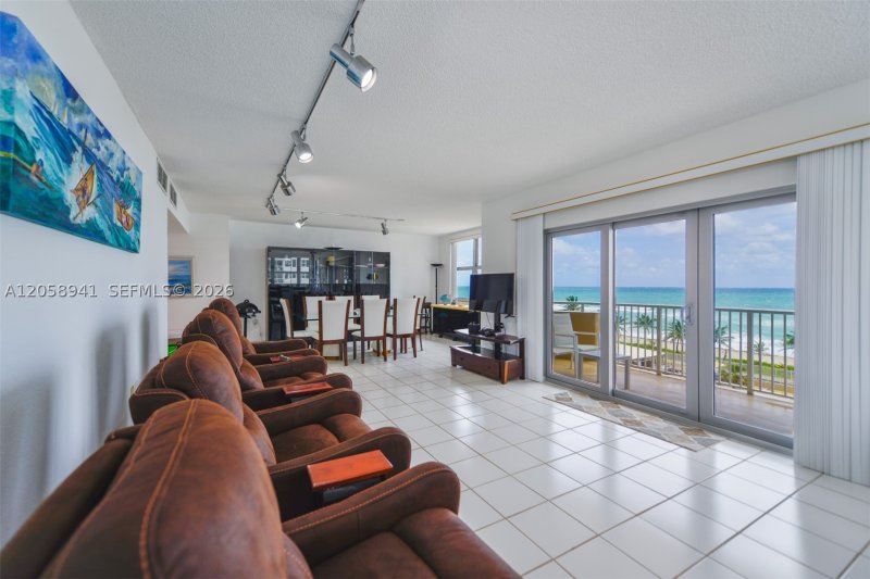 Apartment for rent at The Hemispheres 5E