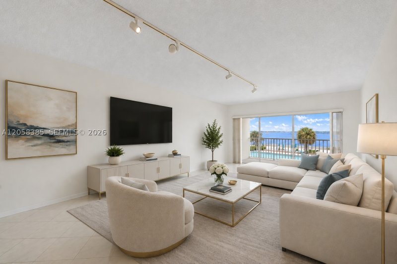 Condo for sale at Arlen House 202