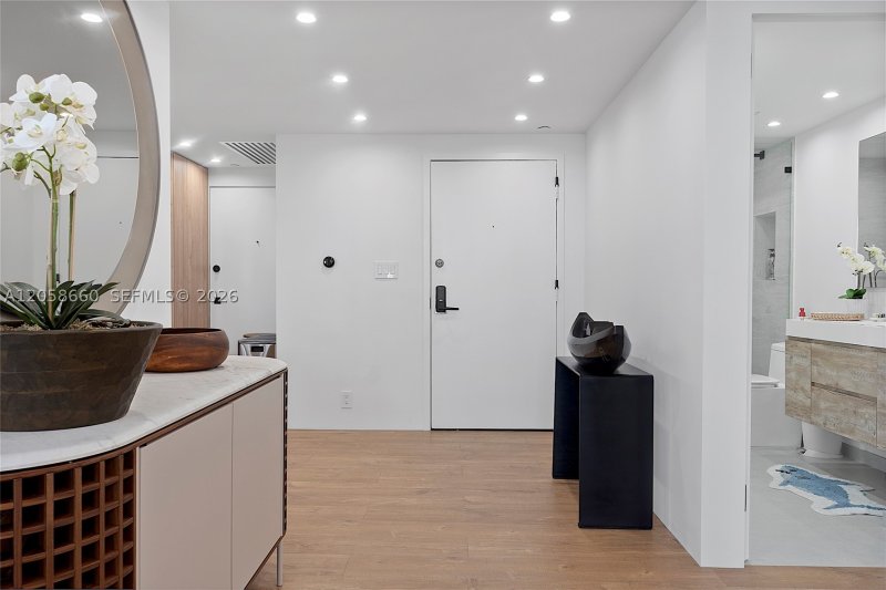 Comprar apartamento en Towers of Key Biscayne A501