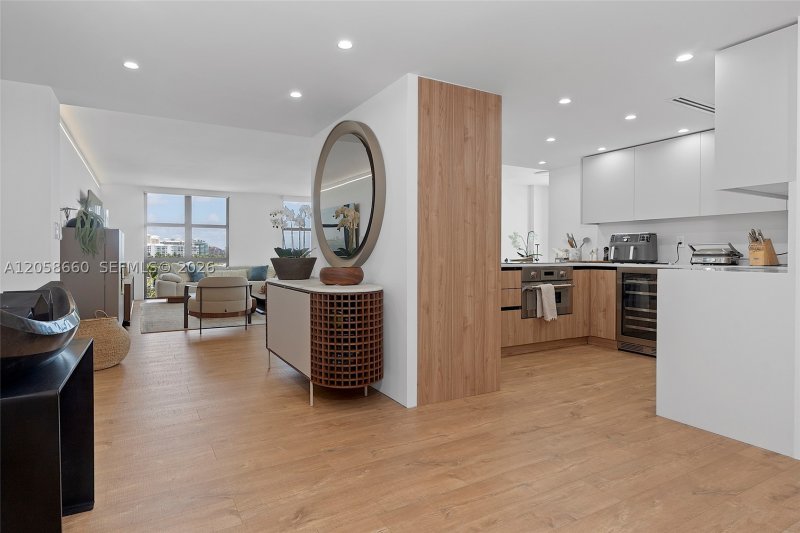 Comprar apartamento en Towers of Key Biscayne A501
