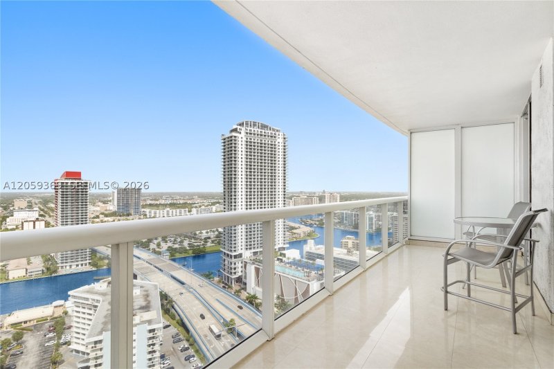 Beach Club Three Apt #3008