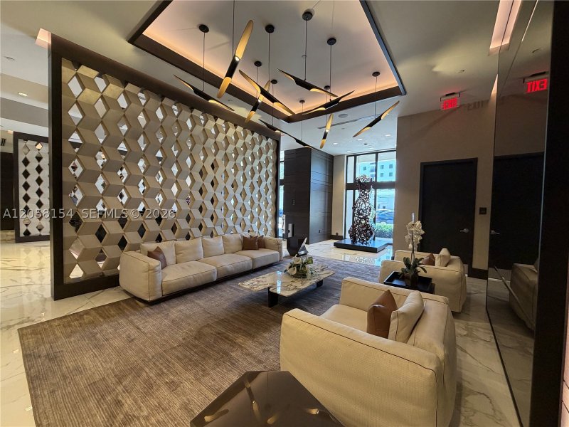 Comprar apartamento en Merrick Manor 418