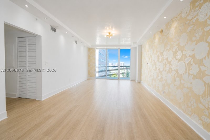 Condo for sale at One Miami East Tower 3314