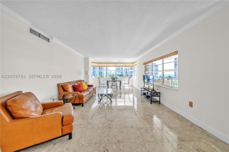 Apartment for rent at The Hemispheres 6p