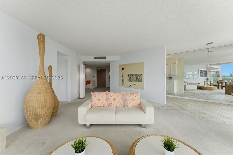 Comprar apartamento no Oceania 4 544