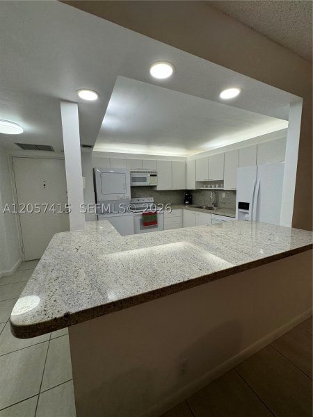 Apartment for rent at Brickell Place III A811