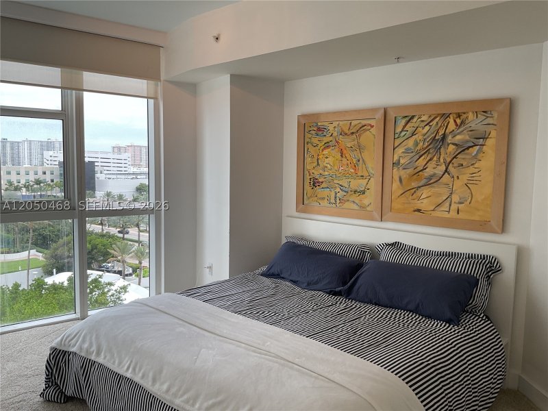 Comprar apartamento no Trump Royale 901A