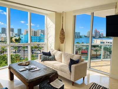 Trump Royale Apt #901A