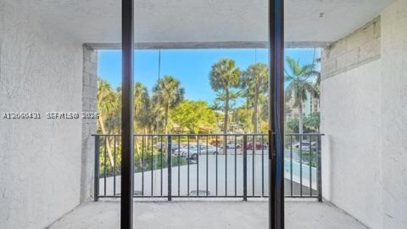 Comprar apartamento no 200 Leslie 329