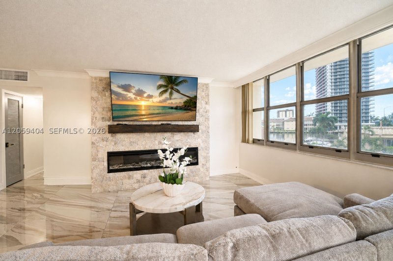 Condo for sale at Imperial Towers 215