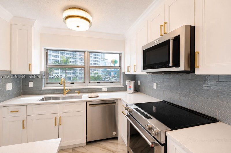 Condo for sale at Imperial Towers 215