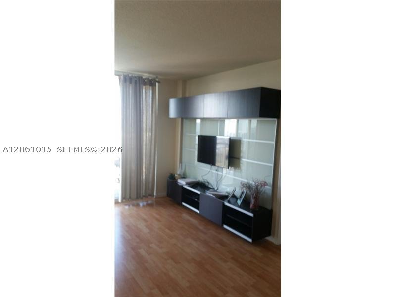 Apartment for rent at Turnberry On The Green 2305