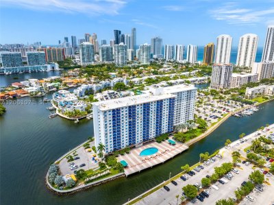 Coastal Towers Apt #1628
