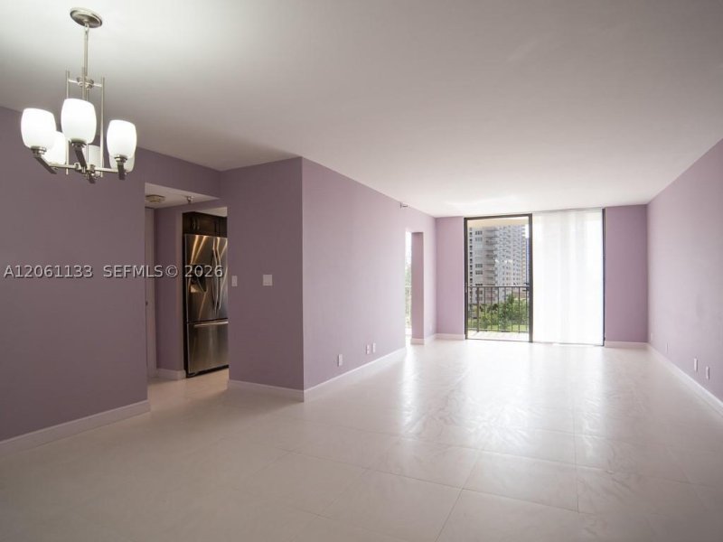 Apartment for rent at Winston Towers 617