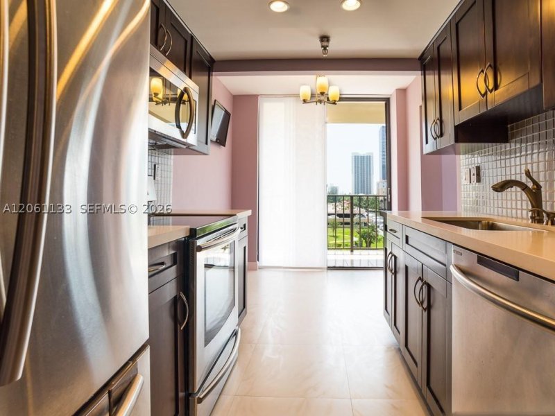 Apartment for rent at Winston Towers 617