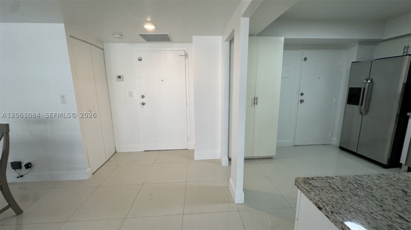 Condo for sale at Winston Towers 1808