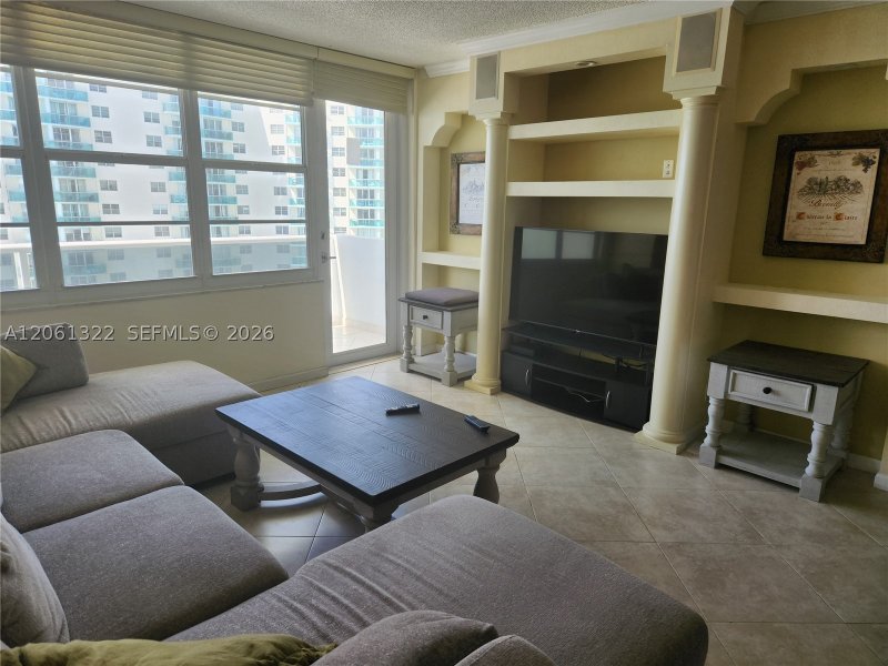 Apartment for rent at Sea Air Towers 1108