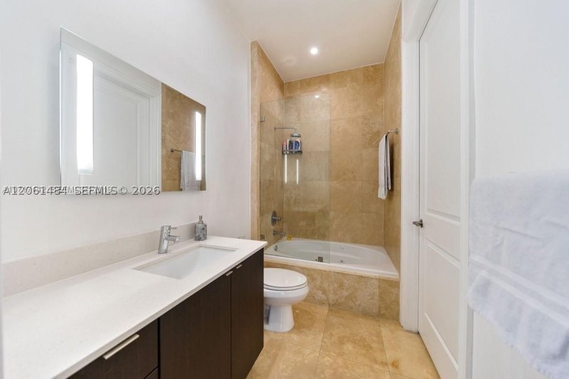 Comprar apartamento en Ponce Tower 616