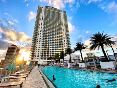 Hyde Beach House Apt #R2603