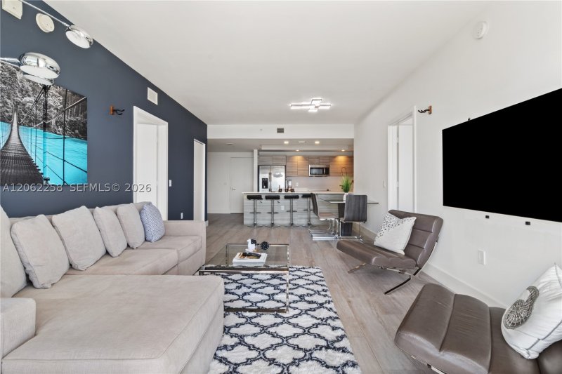 Property photo # 6