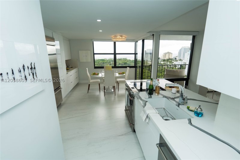 Alquiler de apartamento en The Corinthian 19H