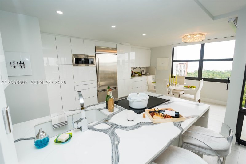 Alquiler de apartamento en The Corinthian 19H
