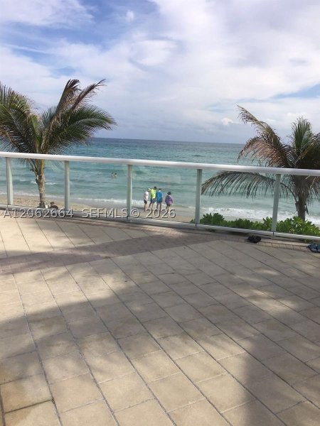 Condo for sale at Parker Plaza Estates 2223