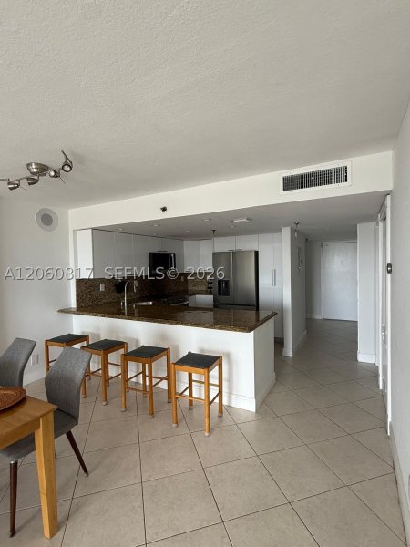 Alquiler de apartamento en Oceanfront Plaza 810