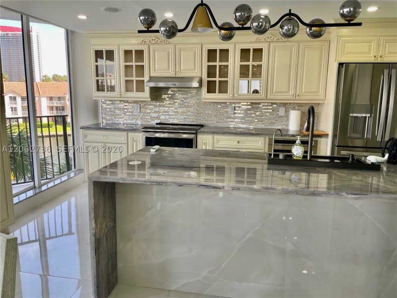 Apartment for rent at Anchor Bay Club 603
