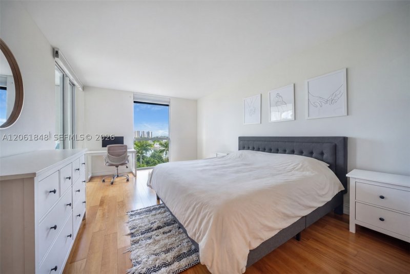 Apartment for rent at North Tower at The Point 703