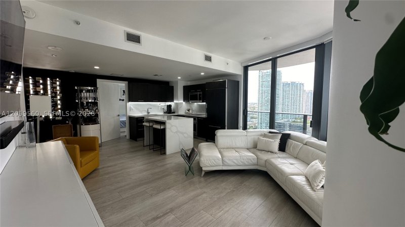 Comprar apartamento no Brickell Heights East 2501