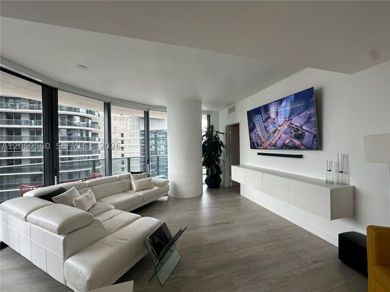 Comprar apartamento no Brickell Heights East 2501